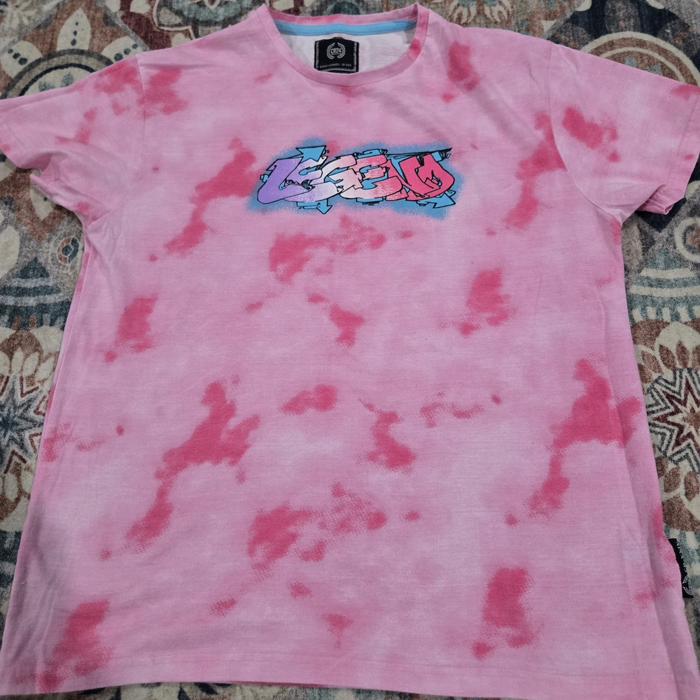 CR-24 Pink Legend Graphic Men's Large T-shirt